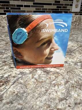 iSwimband Wearable Drowning Detection and Personal Aquatic Safety Device